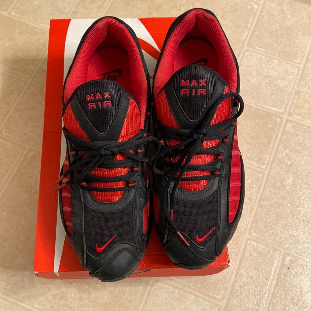 Nike Air Max Tailwind size 13